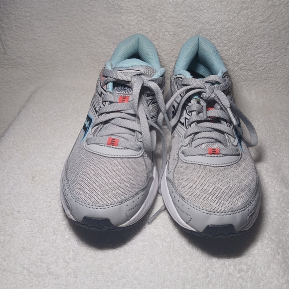 Women's Saucony Gray and Teal Cohesion 13 Athletic Shoes - Picture 7 of 7